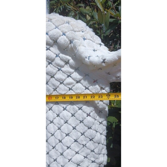 Collection Eighteen Faux Fur Silver Bling White Large Women's Snap Lined Jacket - Picture 5 of 8